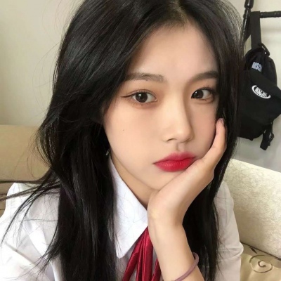 用闺蜜名义网购了一堆东西，她崩溃了